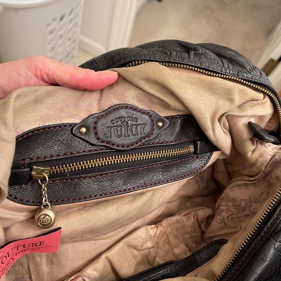 JUICY COUTURE LEATHER BAG . - Picture 11 of 16